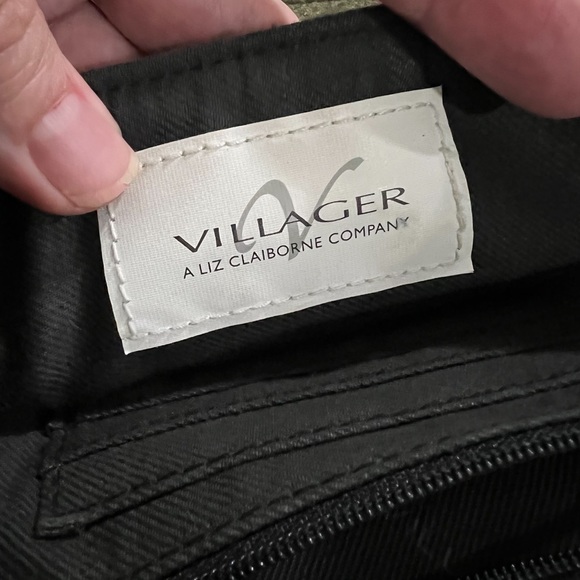 Villager Liz Claiborne Embroidered Small Felt Shoulder Bag - Picture 14 of 16